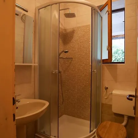 Guest house Romantic With Balcony Lovran